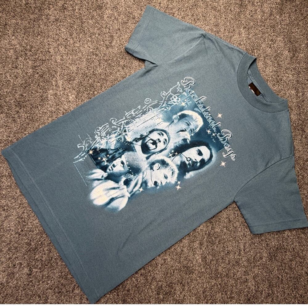 NEW- Vintage 2001 Backstreet Boys Black & Blue World Tour Graphic T-Shirt Blue S